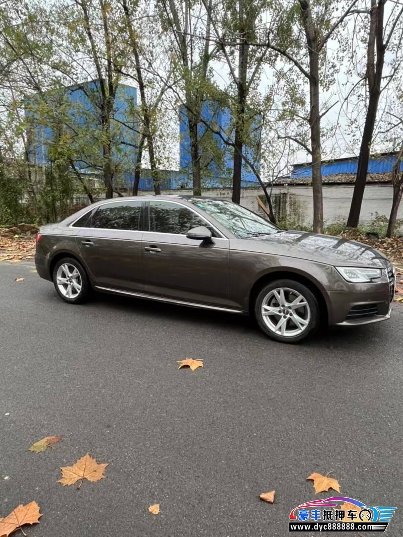 17年奥迪A4L轿车抵押车出售