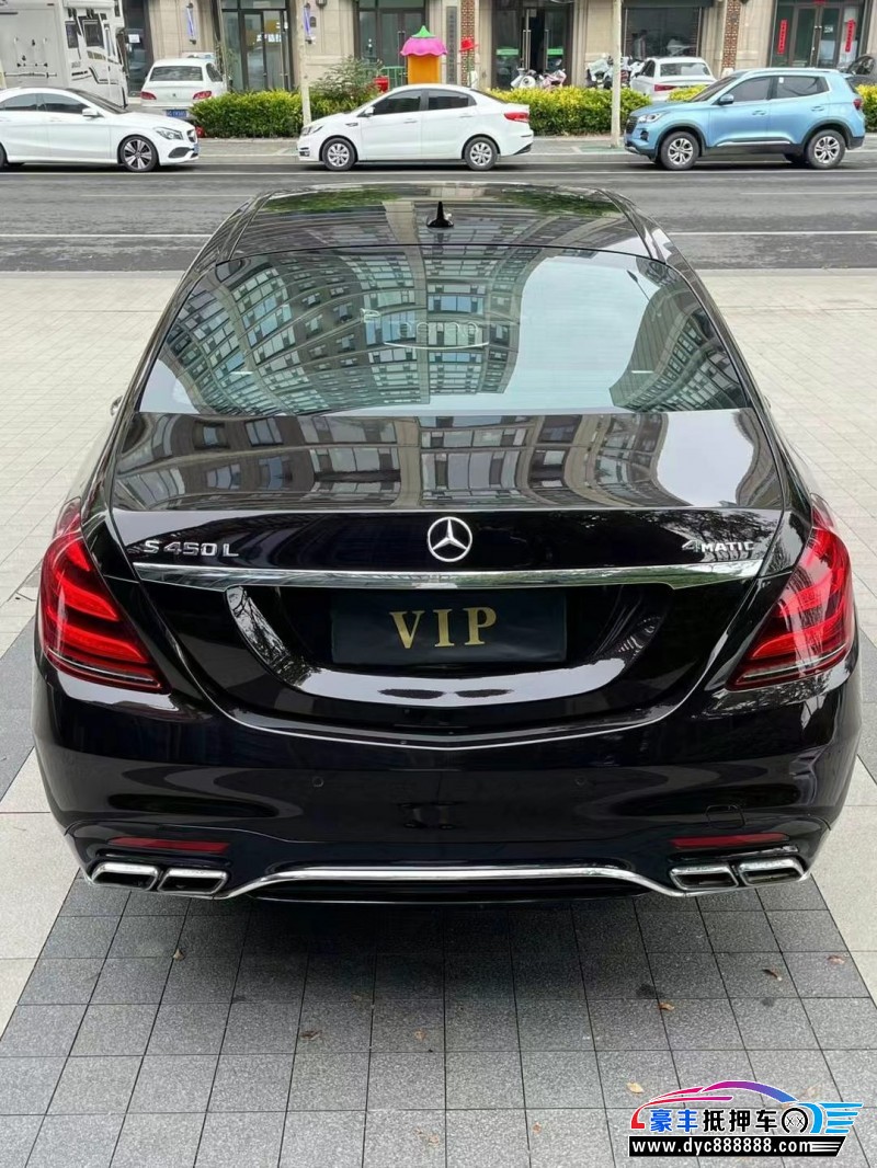 19年奔驰S轿车抵押车出售