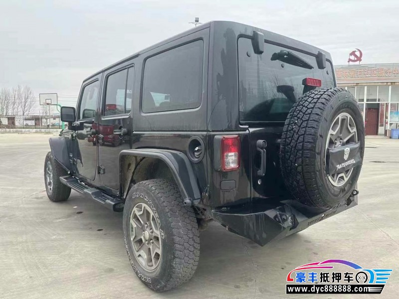 18年Jeep牧马人轿车抵押车出售