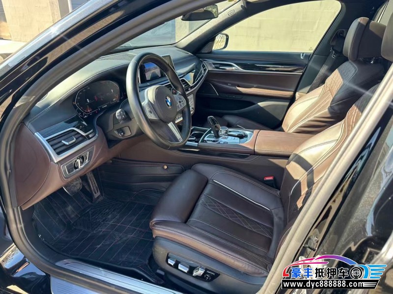 22年宝马7系轿车抵押车出售