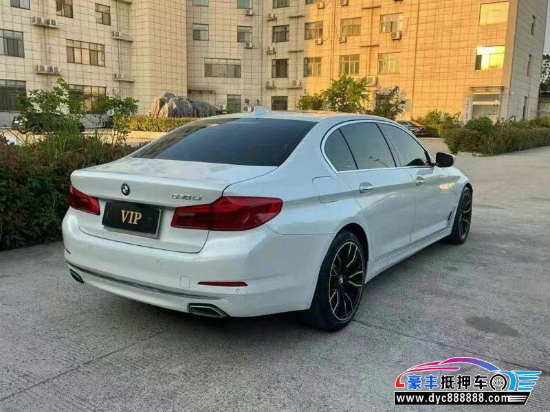 18年宝马5系轿车抵押车出售