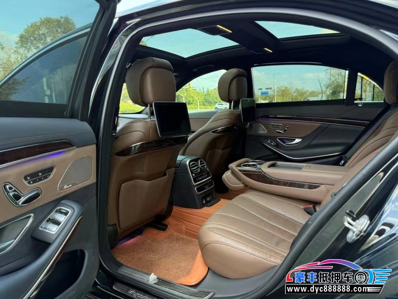 19年奔驰S轿车抵押车出售