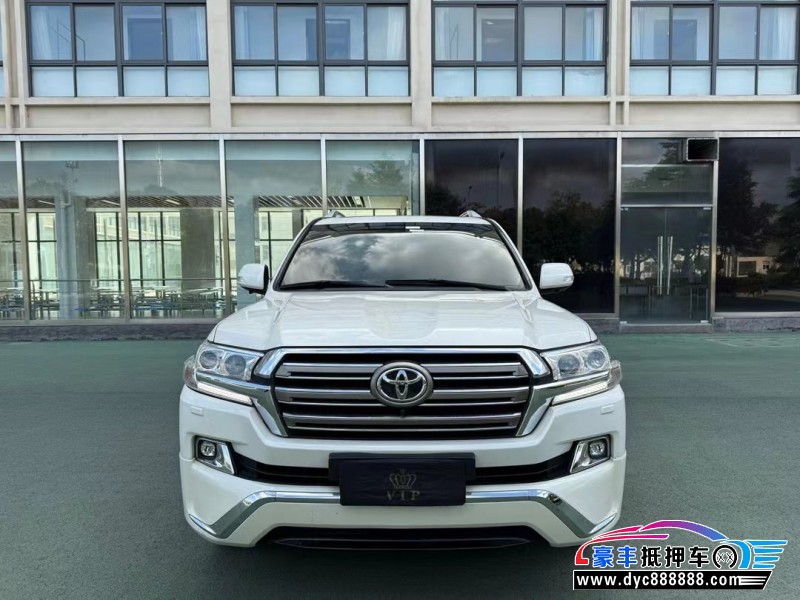 18年丰田兰德酷路泽（陆巡）轿车抵押车出售