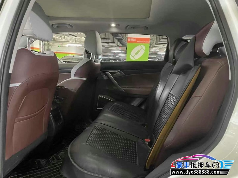 22年吉利博越轿车抵押车出售