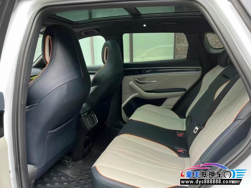 23年比亚迪宋轿车抵押车出售