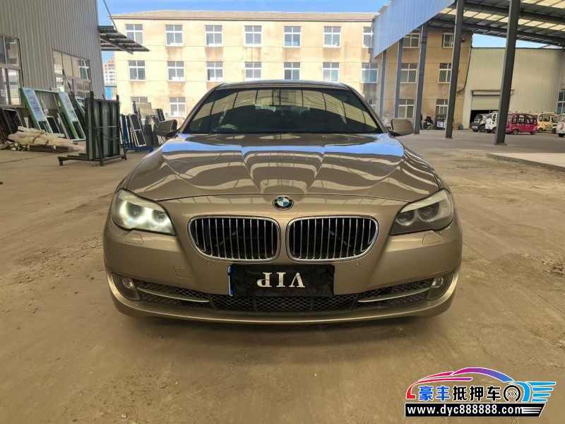 13年宝马5系轿车抵押车出售