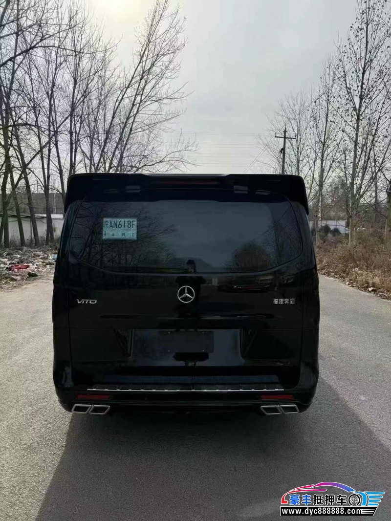 24年奔驰威霆轿车抵押车出售