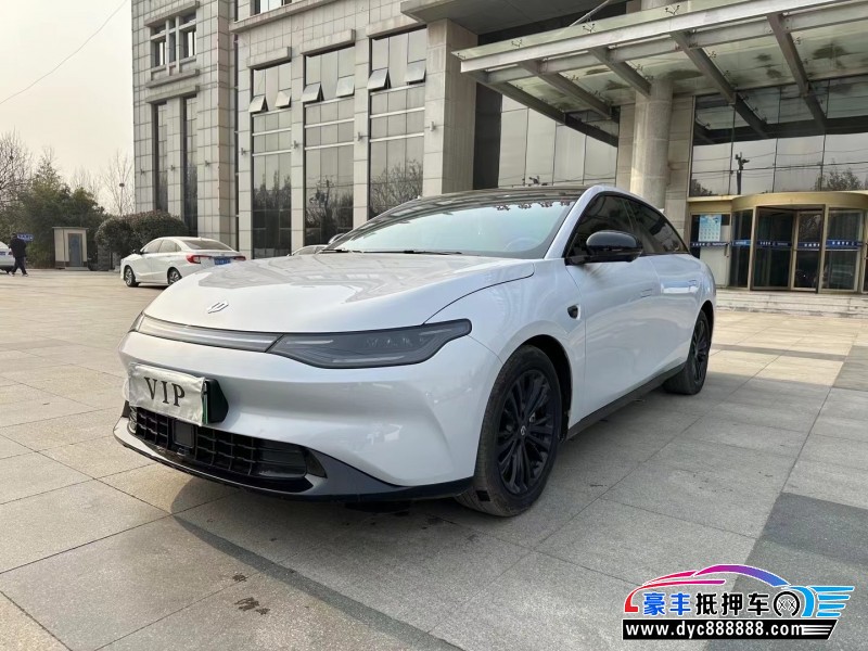 24年零跑c01轿车抵押车出售