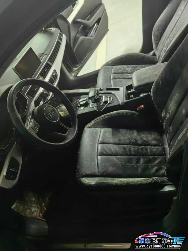 19年奥迪A4L轿车抵押车出售