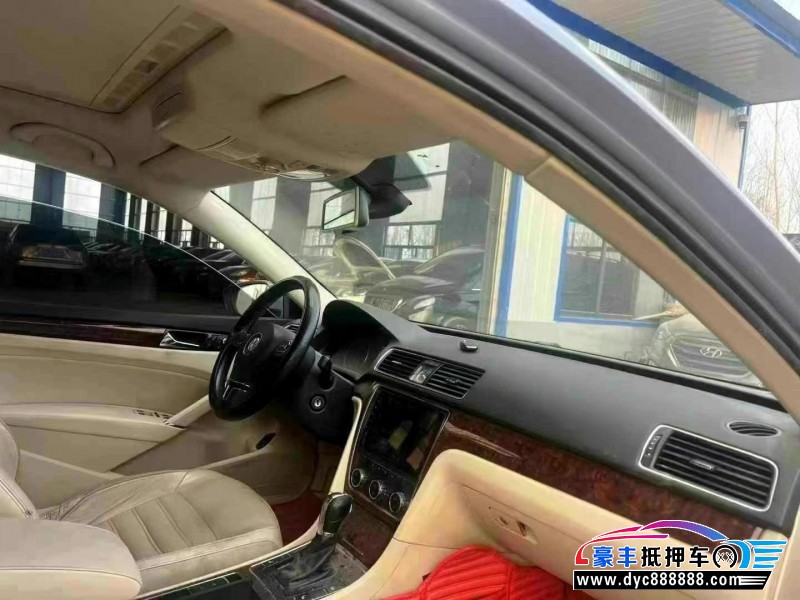 12年大众帕萨特轿车抵押车出售