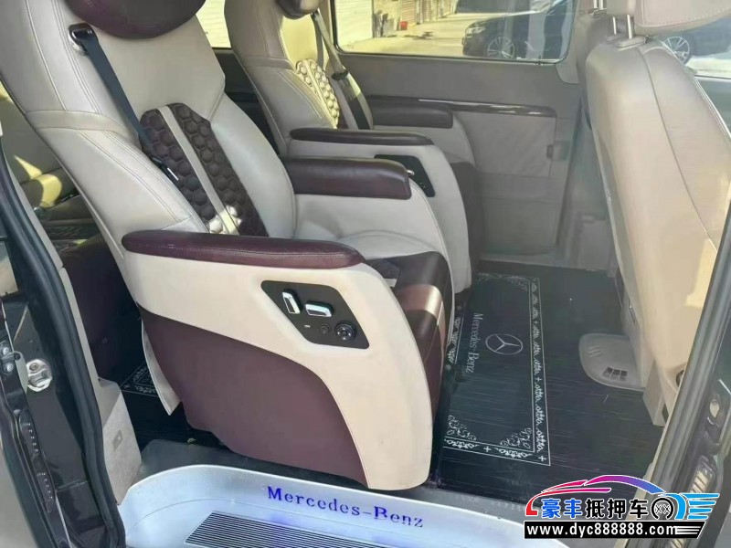 15年奔驰唯雅诺MPV抵押车出售