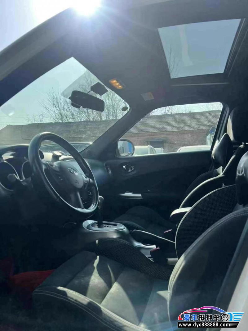 17年英菲尼迪ESQ轿车抵押车出售