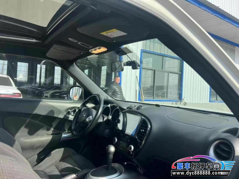 17年英菲尼迪ESQ轿车抵押车出售