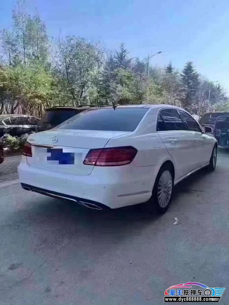 16年奔驰E轿车抵押车出售