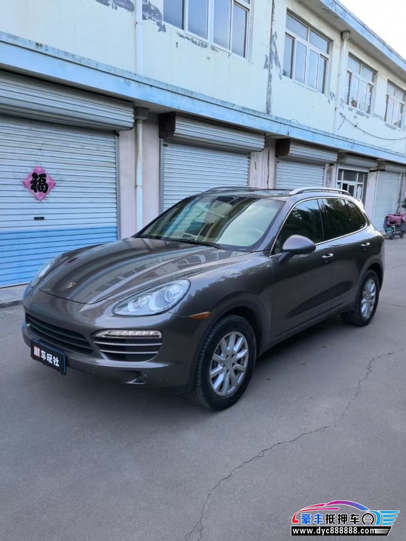 14年保时捷卡宴轿车抵押车出售