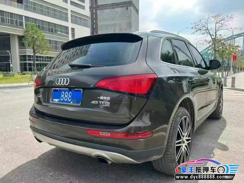 14年奥迪Q5轿车抵押车出售