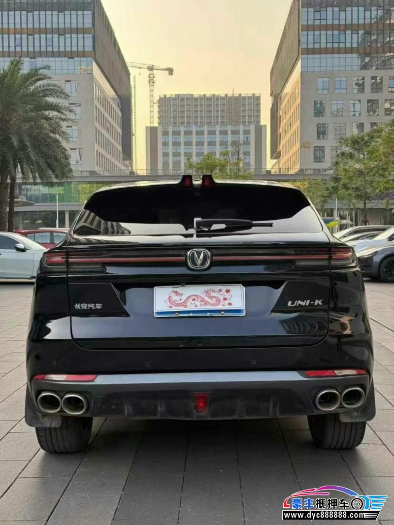 21年长安长安UNI轿车抵押车出售