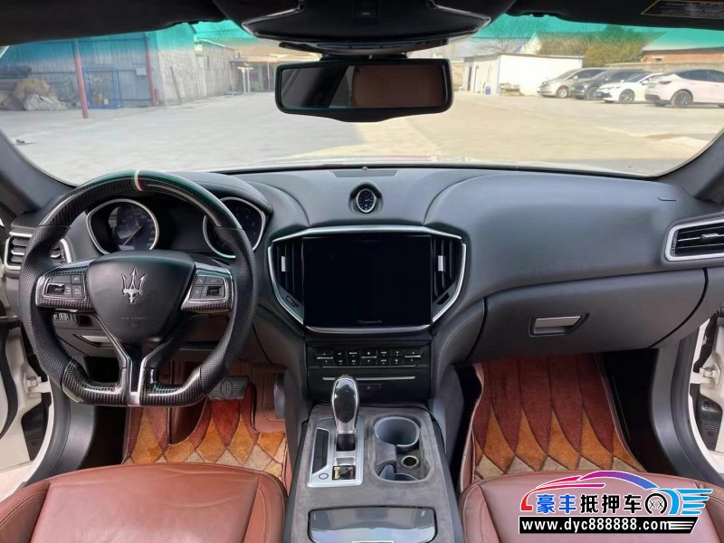 15年玛莎拉蒂Ghibli轿车抵押车出售