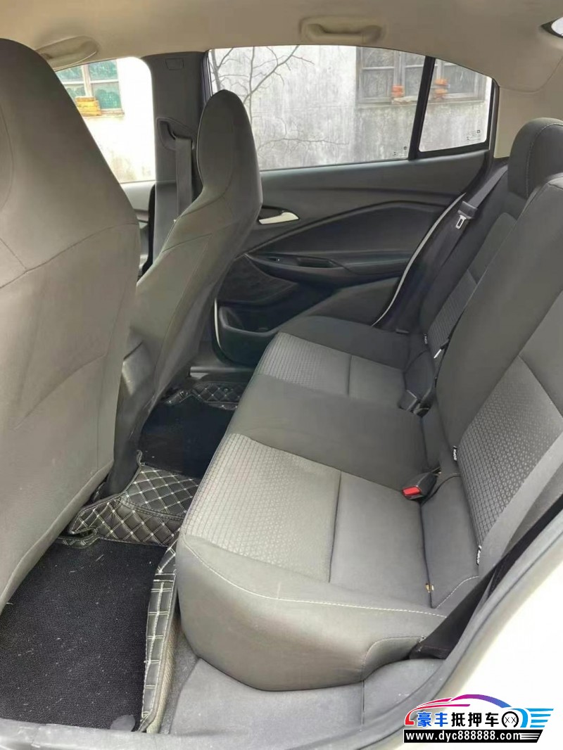 20年雪佛兰科沃兹轿车抵押车出售