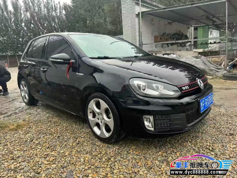 14年大众高尔夫轿车抵押车出售