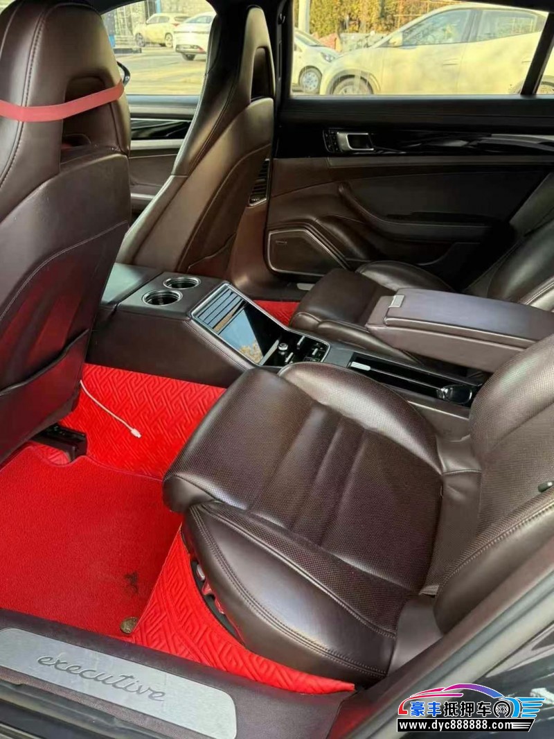 18年保时捷帕纳梅拉轿车抵押车出售