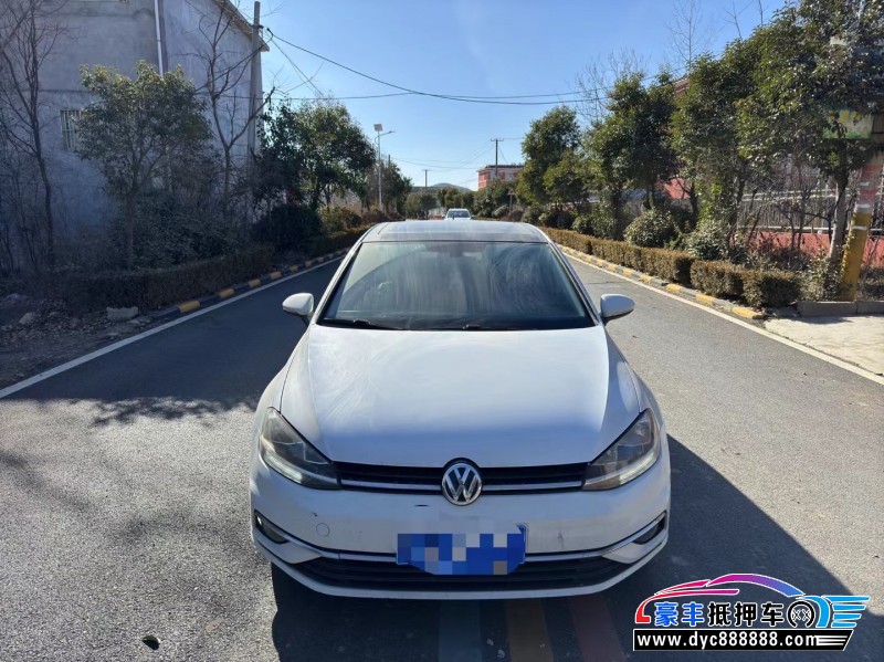 20年大众高尔夫轿车抵押车出售
