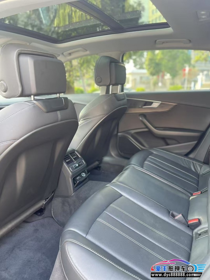 22年奥迪A4L轿车抵押车出售