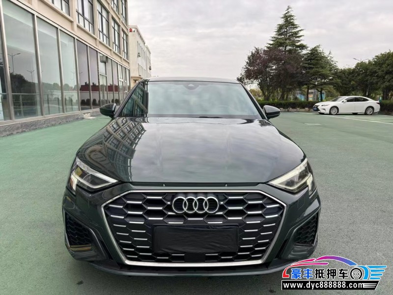 22年奥迪A3轿车抵押车出售