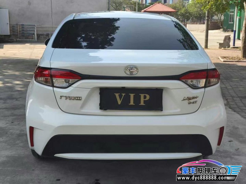 22年丰田雷凌轿车抵押车出售