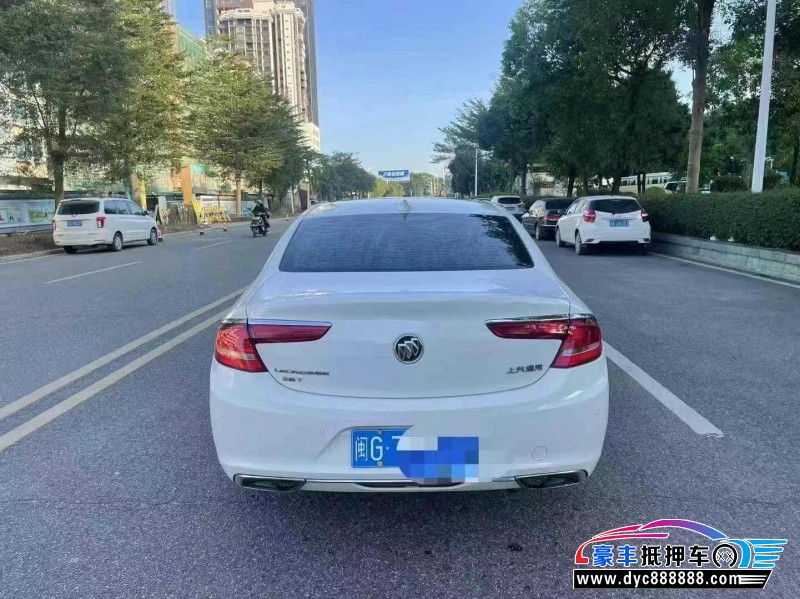 17年别克君越轿车抵押车出售