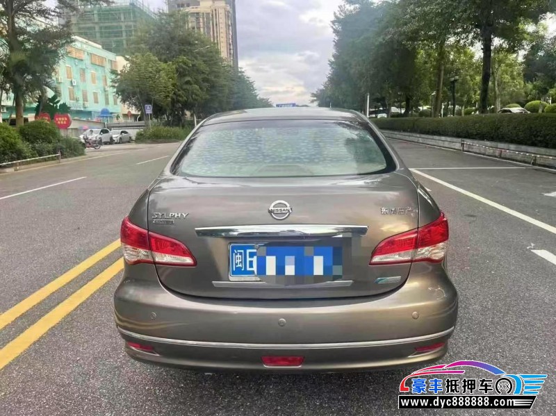 18年日产轩逸轿车抵押车出售