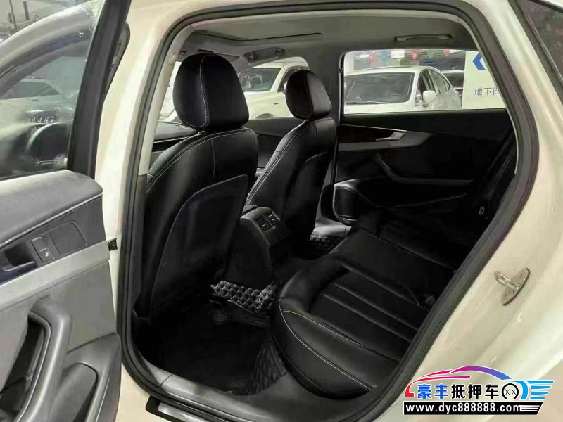 18年奥迪A4L轿车抵押车出售