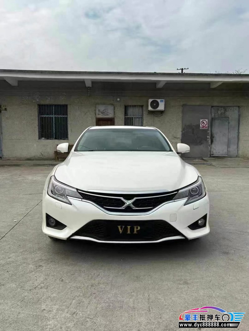 14年丰田锐志轿车抵押车出售