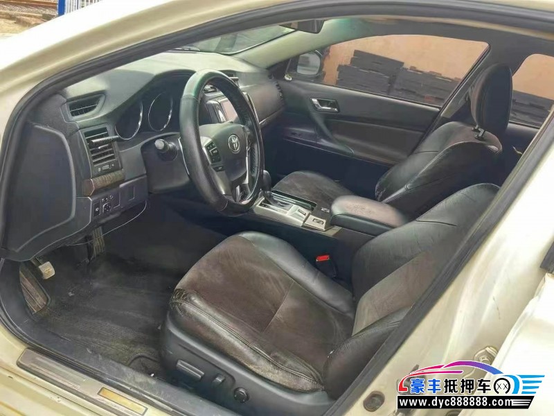 14年丰田锐志轿车抵押车出售