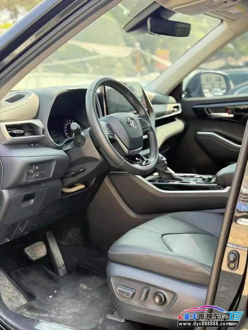 23年丰田汉兰达轿车抵押车出售