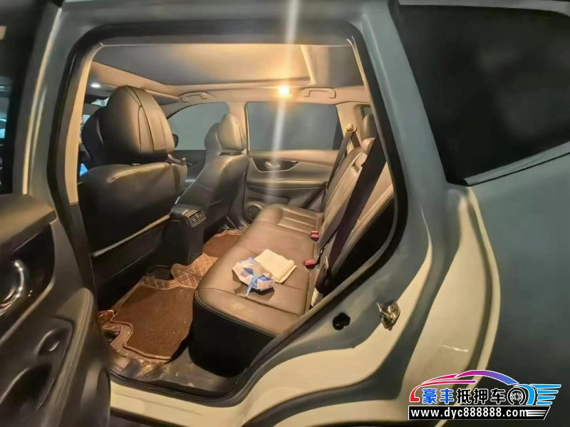 23年日产奇骏轿车抵押车出售