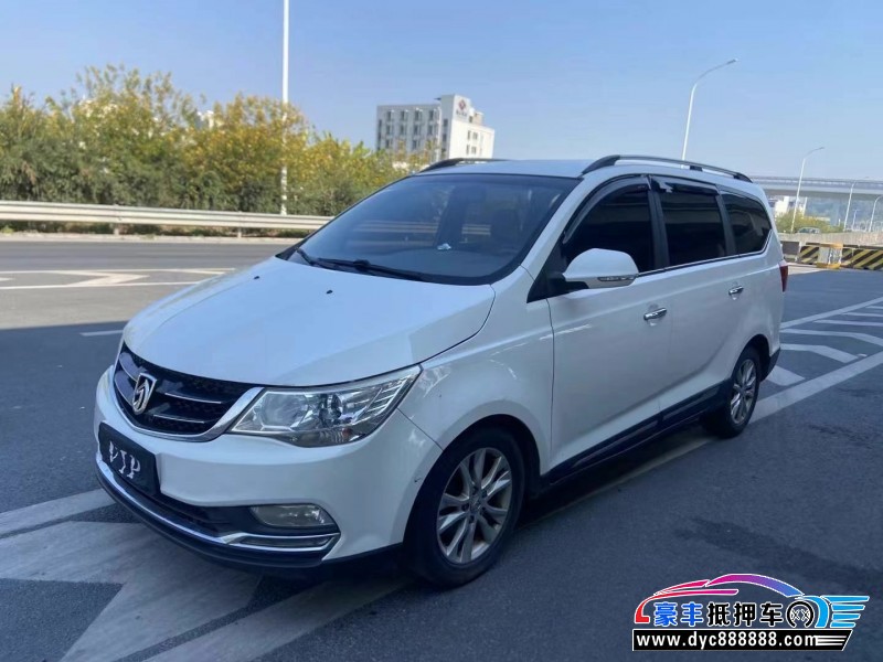 17年宝骏730轿车抵押车出售