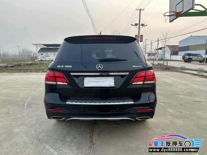 17年奔驰GLE轿车抵押车出售