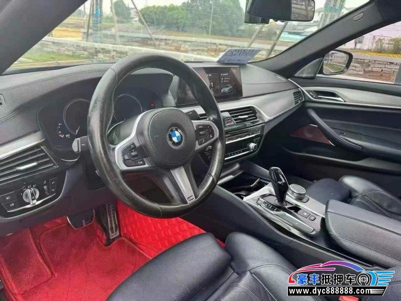 18年宝马5系轿车抵押车出售