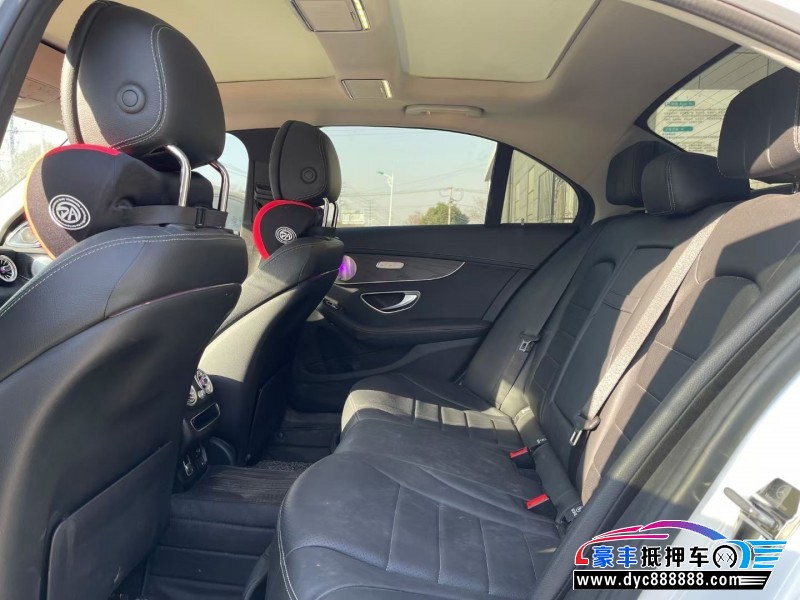 21年奔驰C轿车抵押车出售