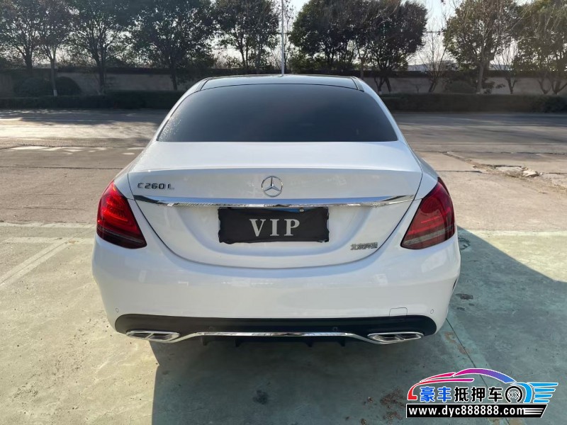 21年奔驰C轿车抵押车出售