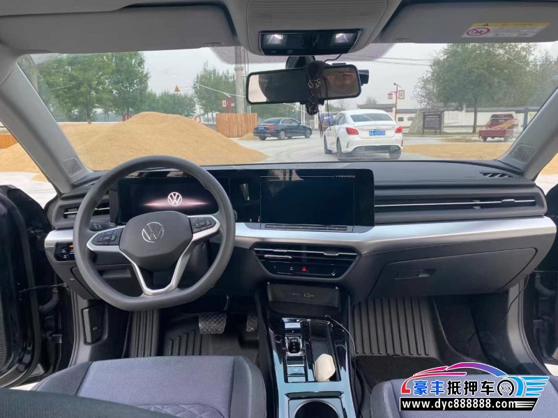 23年大众凌渡轿车抵押车出售