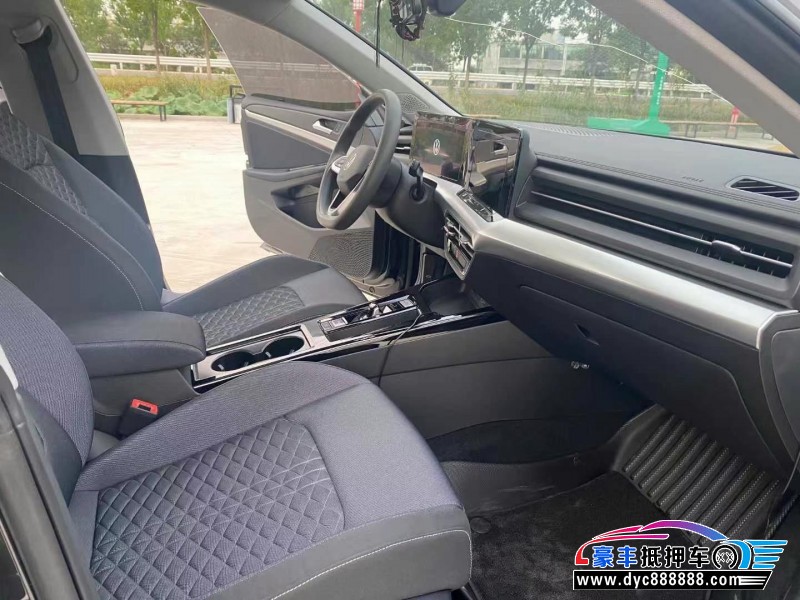 23年大众凌渡轿车抵押车出售