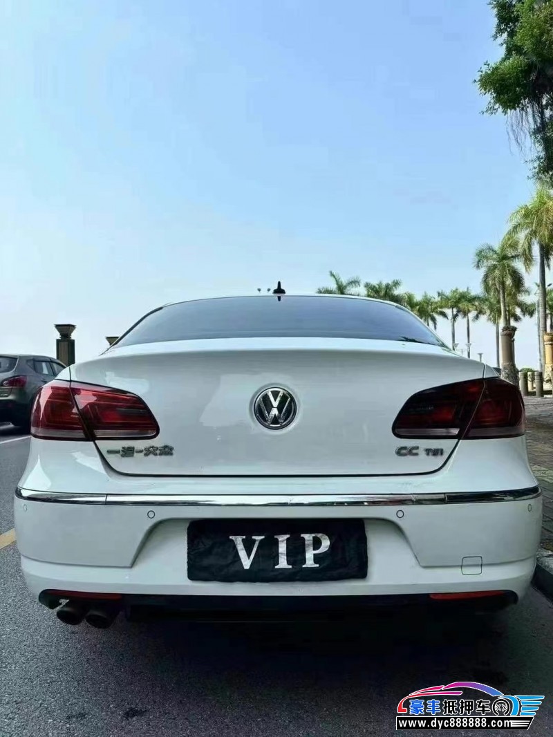 14年大众CC轿车抵押车出售