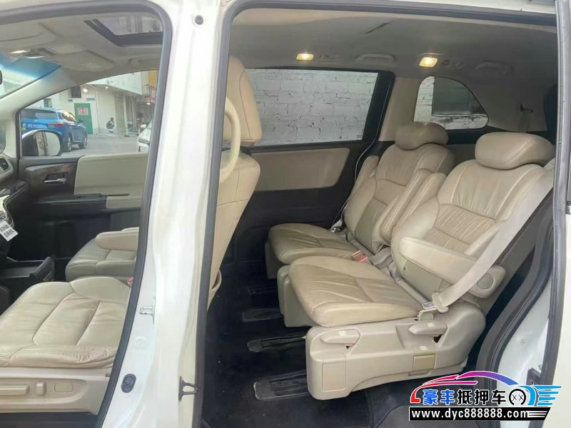 16年本田奥德赛轿车抵押车出售