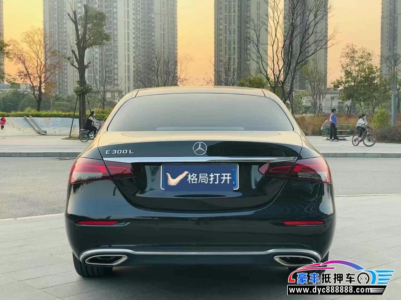 22年奔驰E轿车抵押车出售