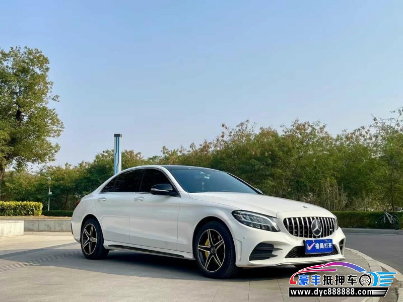 20年奔驰C轿车抵押车出售