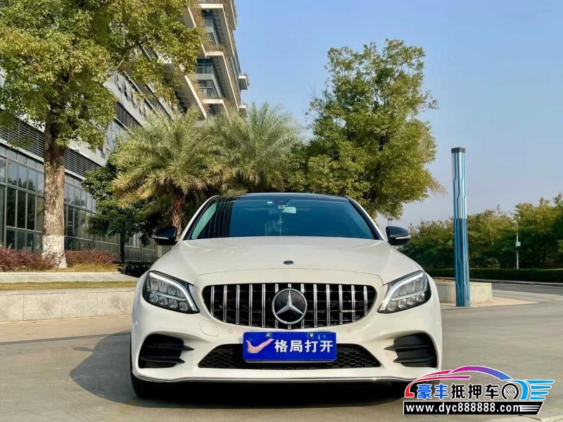 20年奔驰C轿车抵押车出售