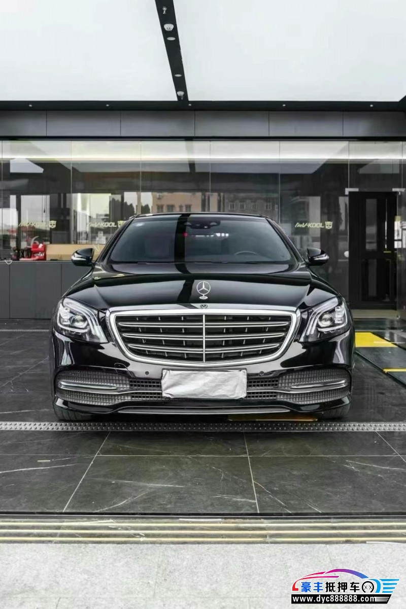 18年奔驰S轿车抵押车出售