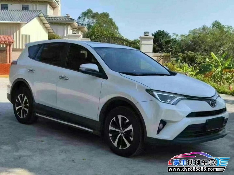 18年丰田RAV4轿车抵押车出售
